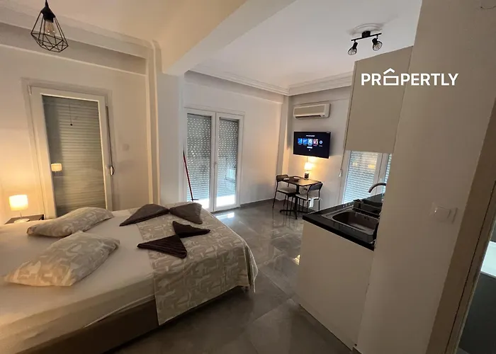 Hakan's Seaside * Nea Kallikrateia